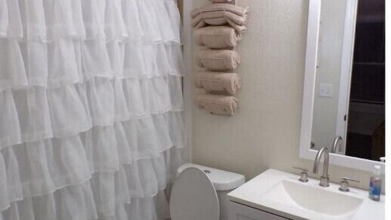 Photo of Bathroom in Arcadia Historic District