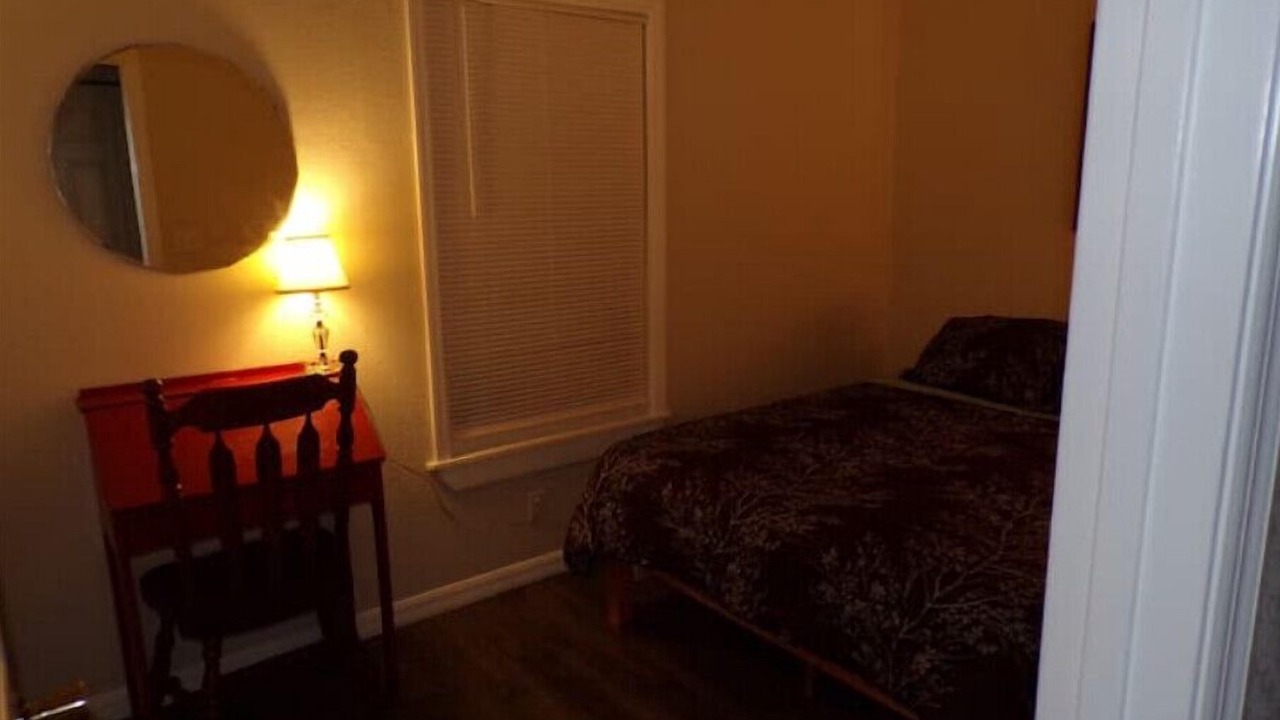 Photo of Bedroom in Arcadia Historic District