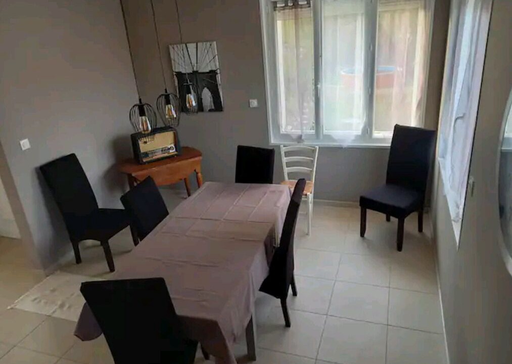 Photo of Others in Rousson