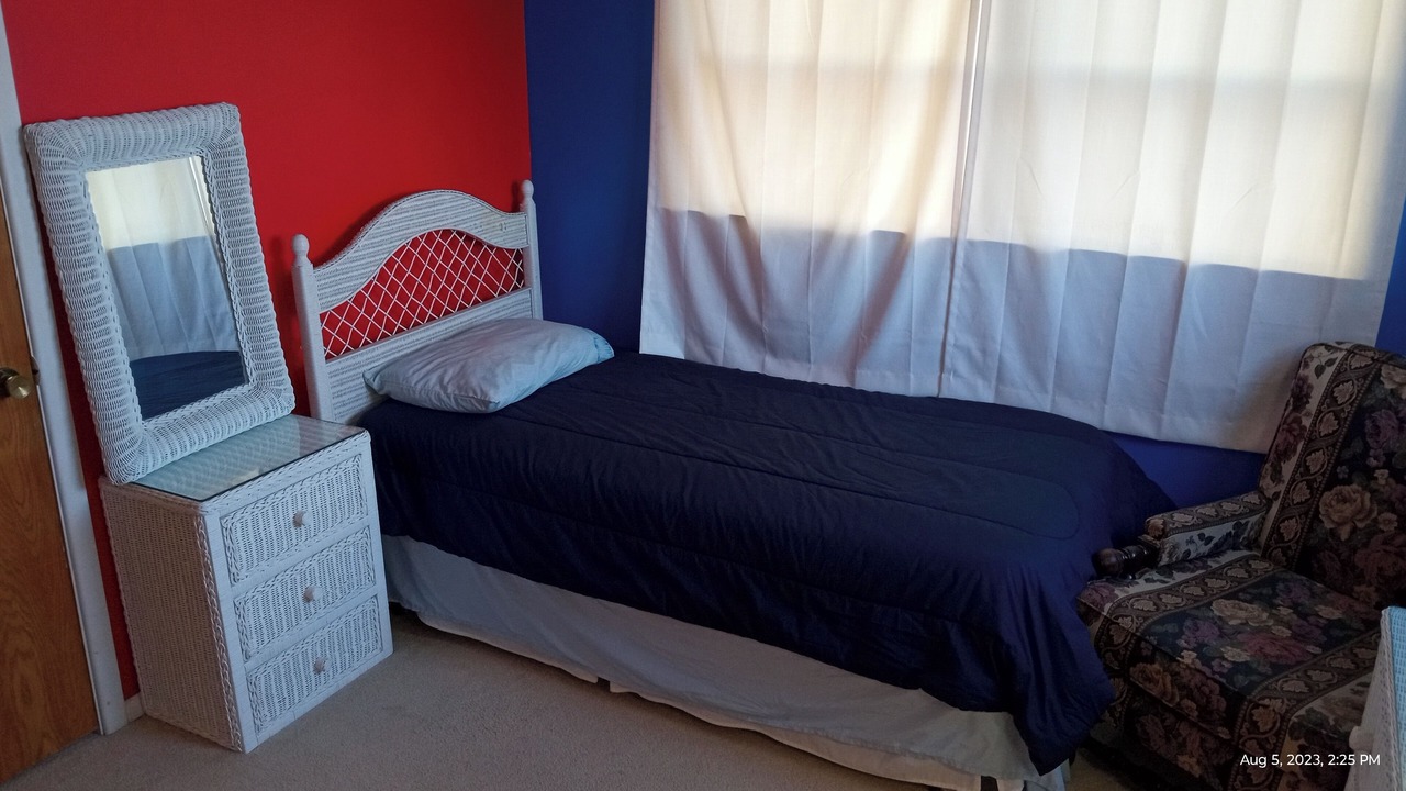 Photo of Bedroom in Mantoloking