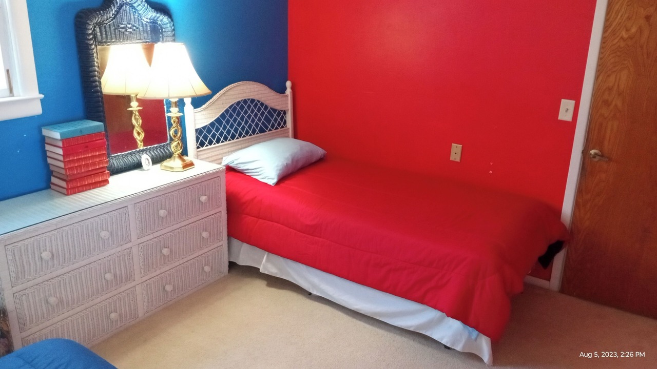 Photo of Bedroom in Mantoloking