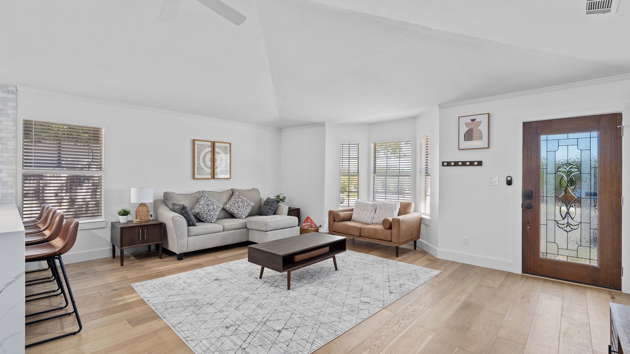 Photo of Livingroom in Kyle