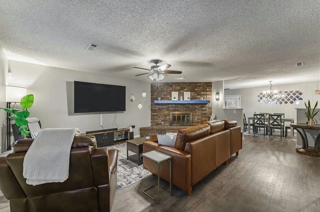 Photo of Livingroom in Bentonville