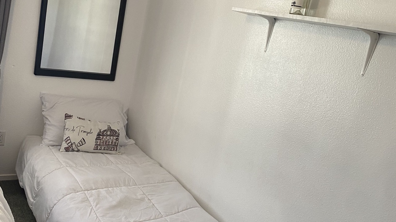 Photo of Bedroom in Desert Hot Springs