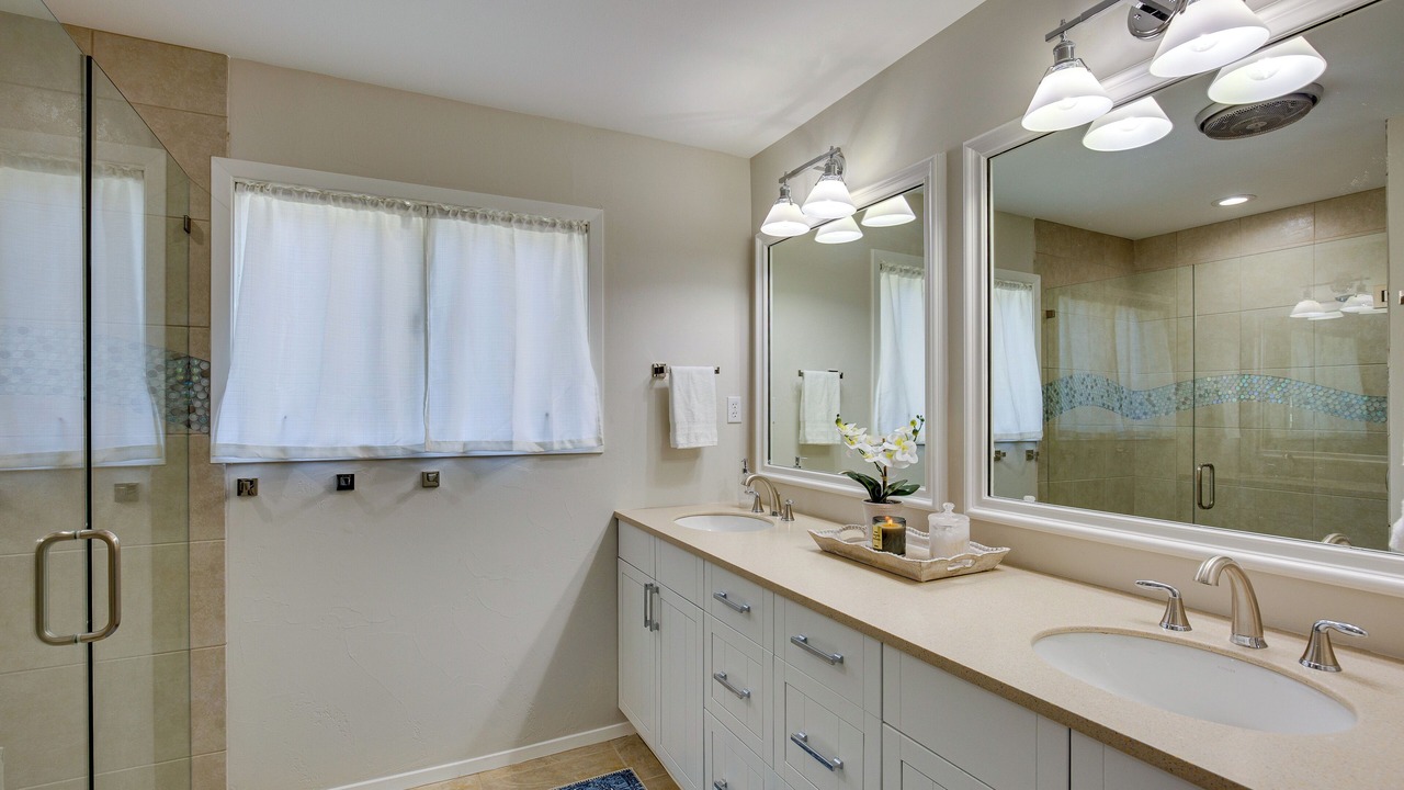 Photo of Bathroom in Leisure Land