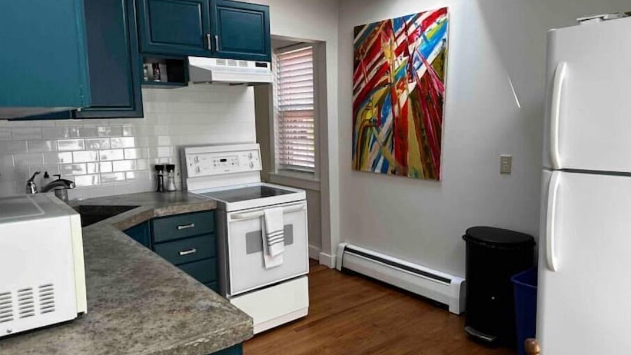 Photo of Kitchen in Bellevue Avenue Historic District