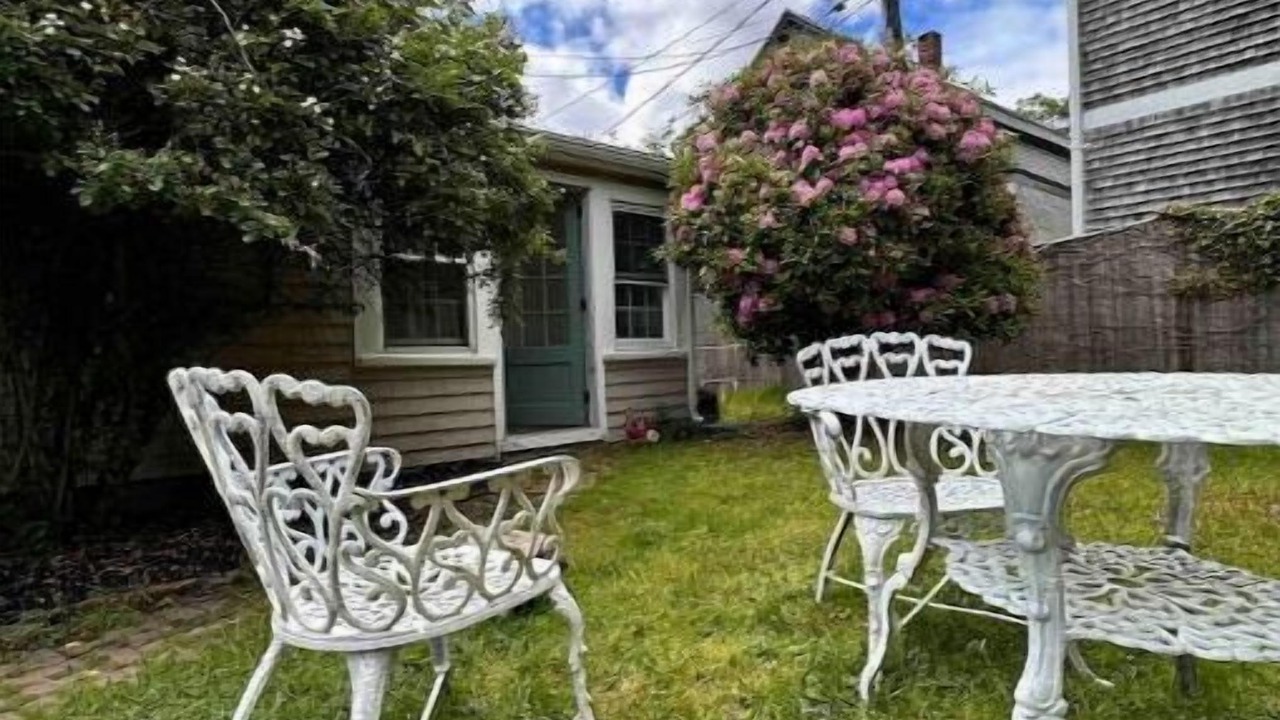 Photo of Outdoor in Bellevue Avenue Historic District