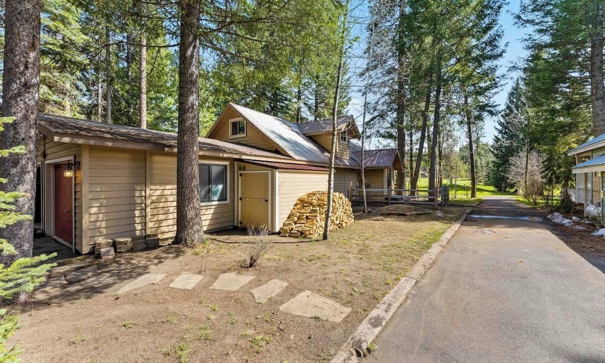 Photo of Livingroom in McCall