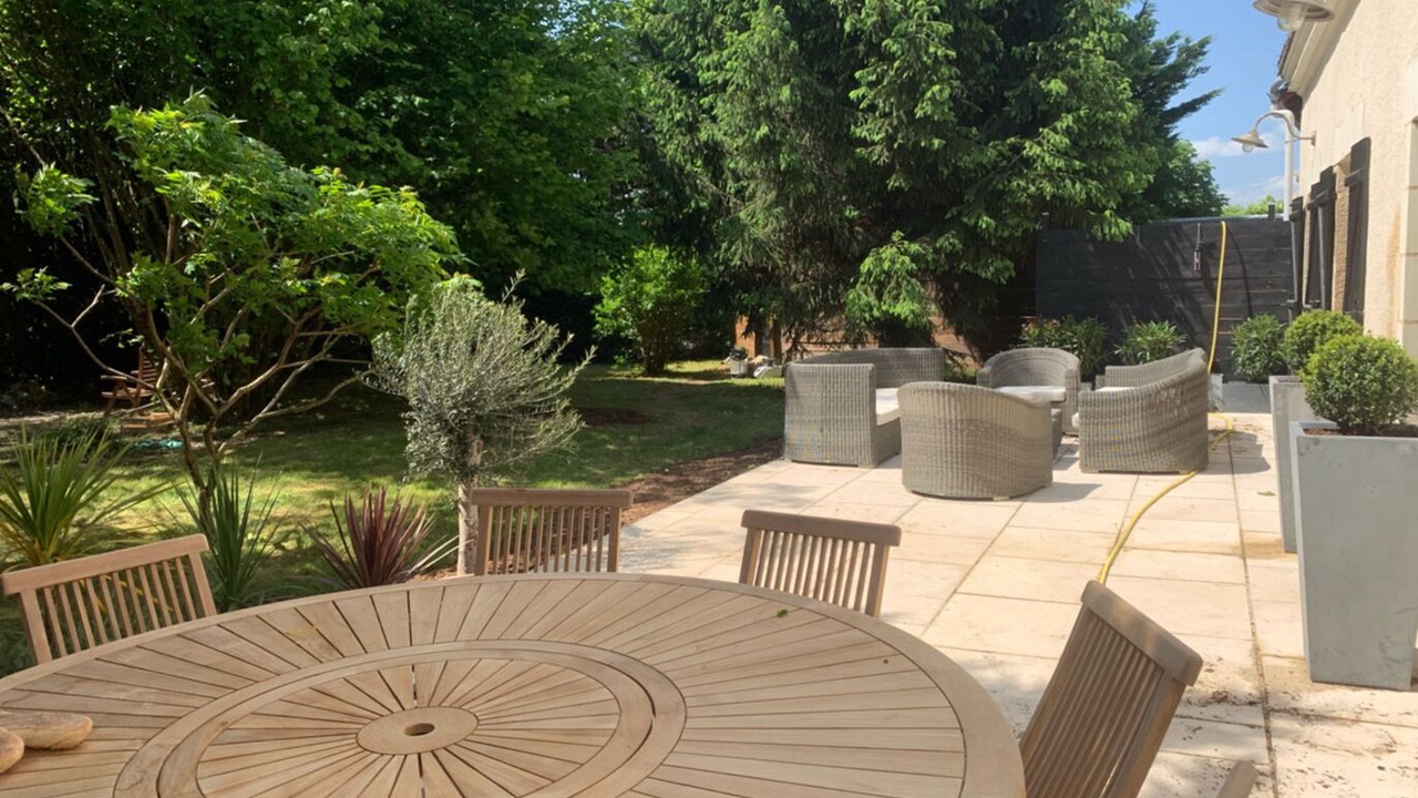 Photo of Outdoor in Charentilly