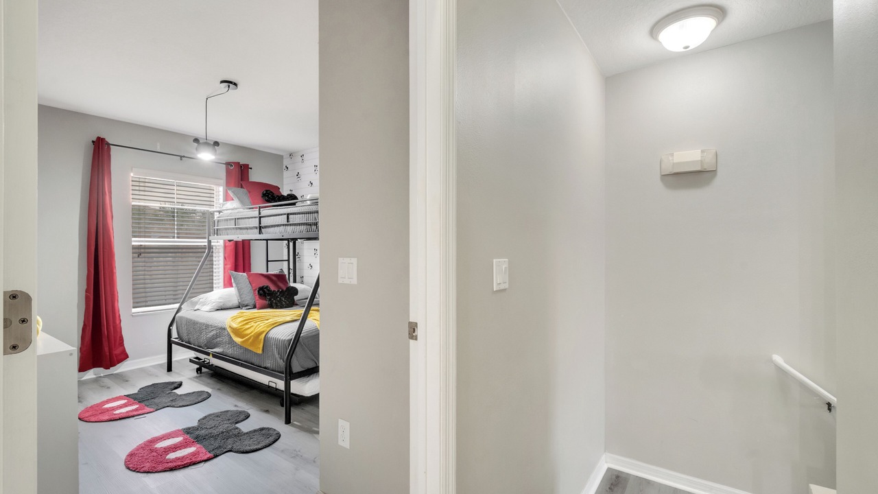 Photo of Bedroom in Sunset Lakes