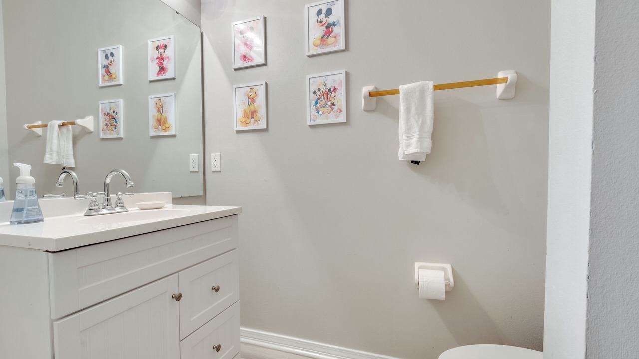 Photo of Bathroom in Sunset Lakes