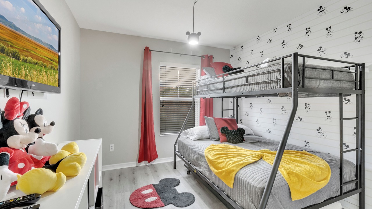 Photo of Bedroom in Sunset Lakes