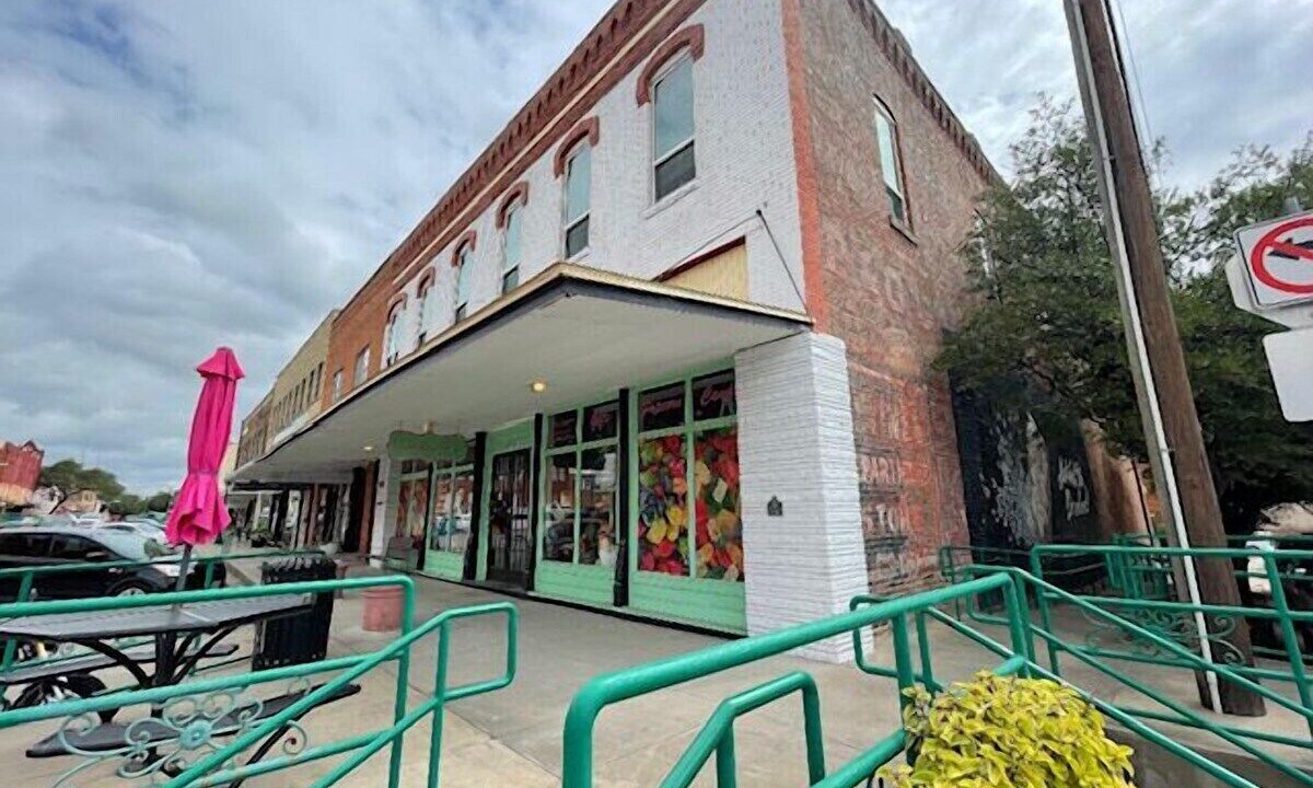 Photo of Others in Waxahachie