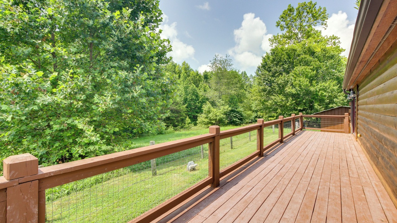 Photo of Patio Balcony in Republican Grove
