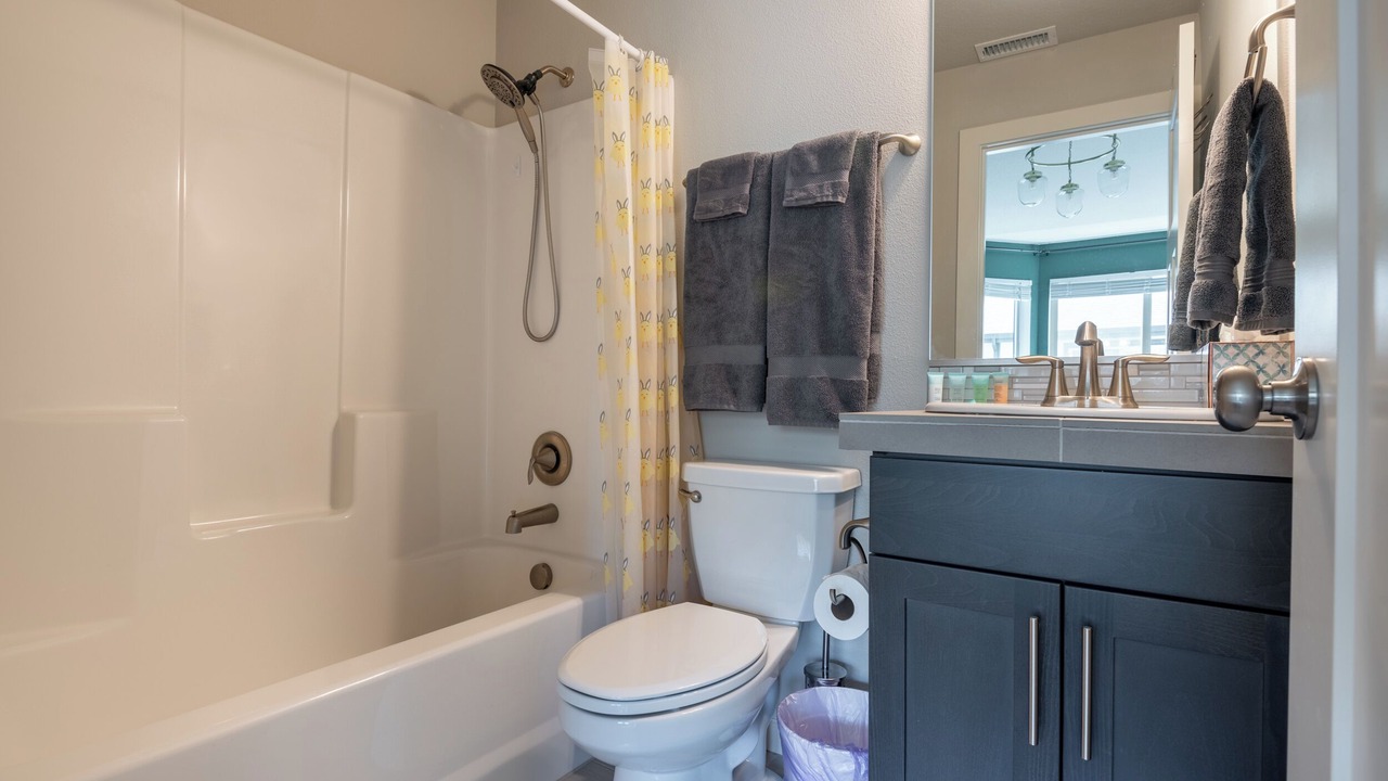 Photo of Bathroom in Metzger