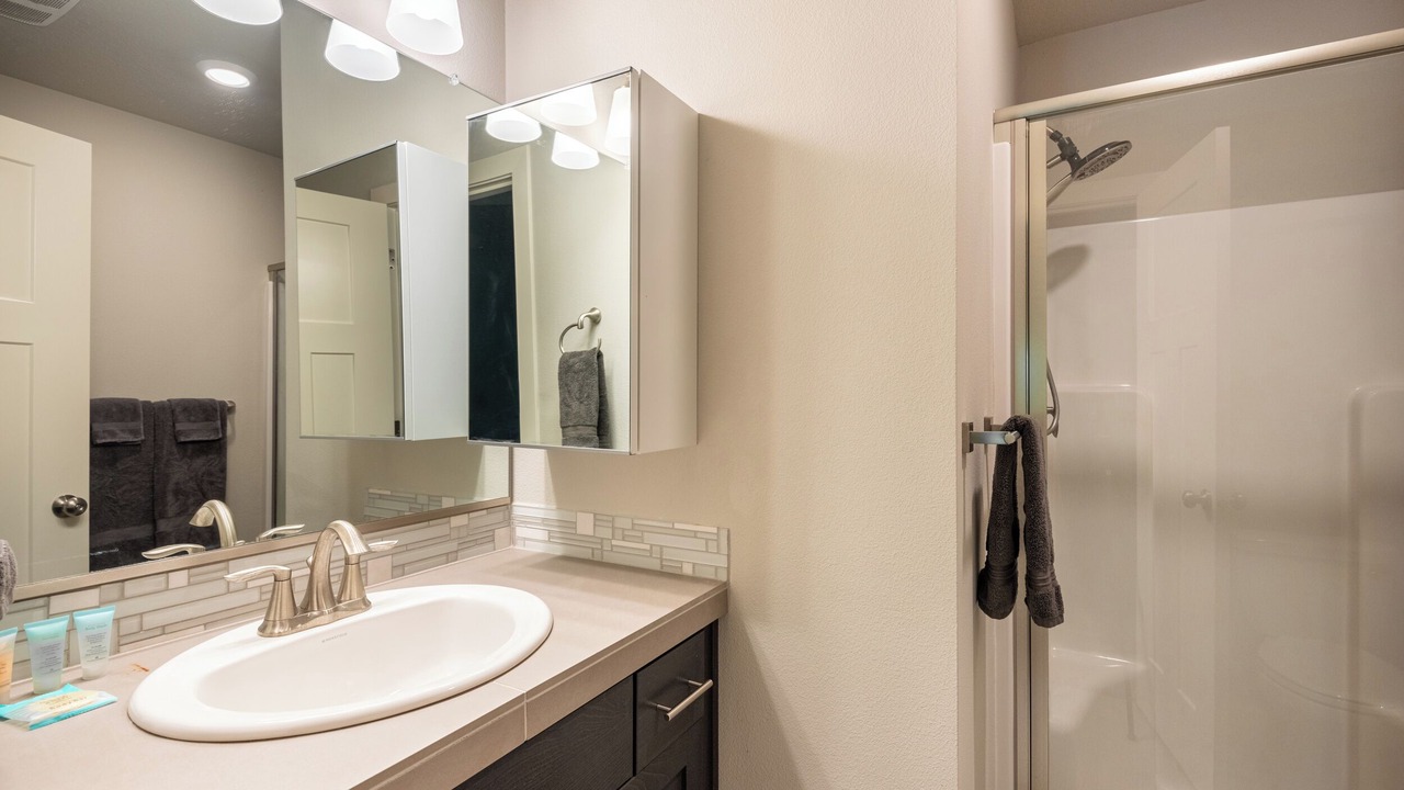 Photo of Bathroom in Metzger