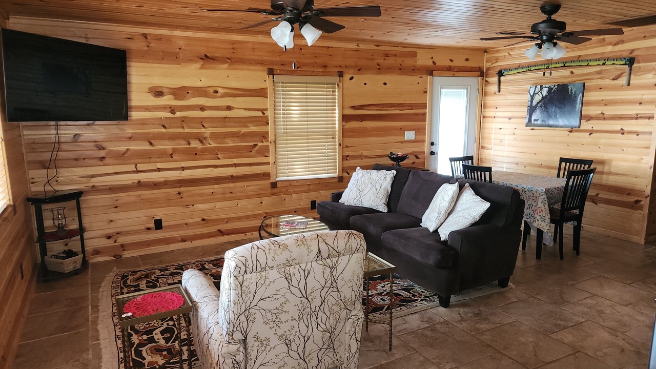 Photo of Livingroom in Caulfield