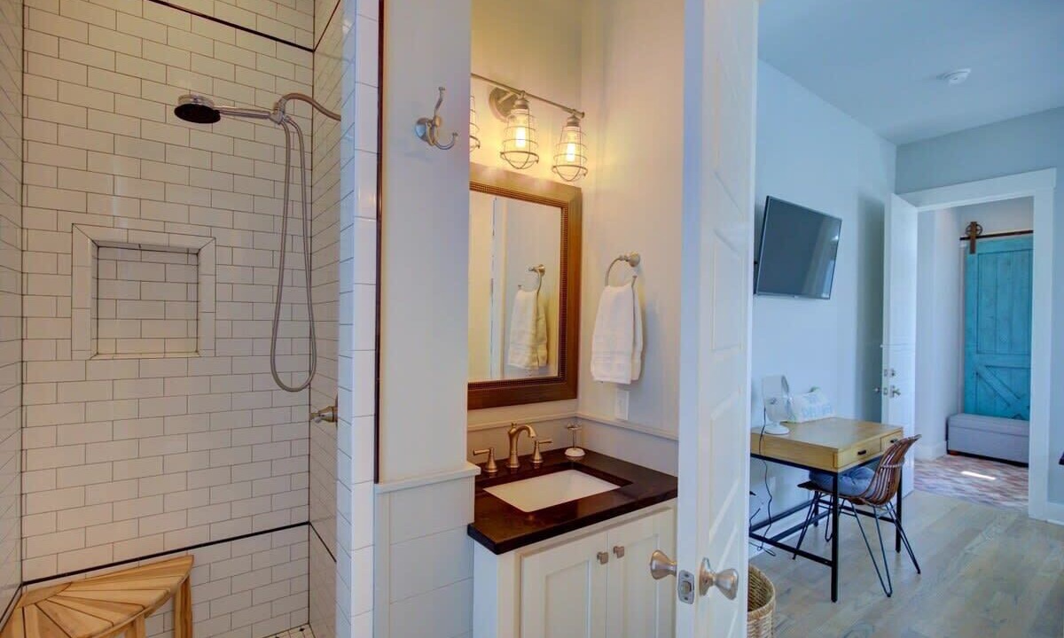 Photo of Bathroom in Eufaula