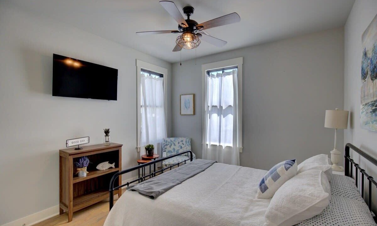 Photo of Bedroom in Eufaula