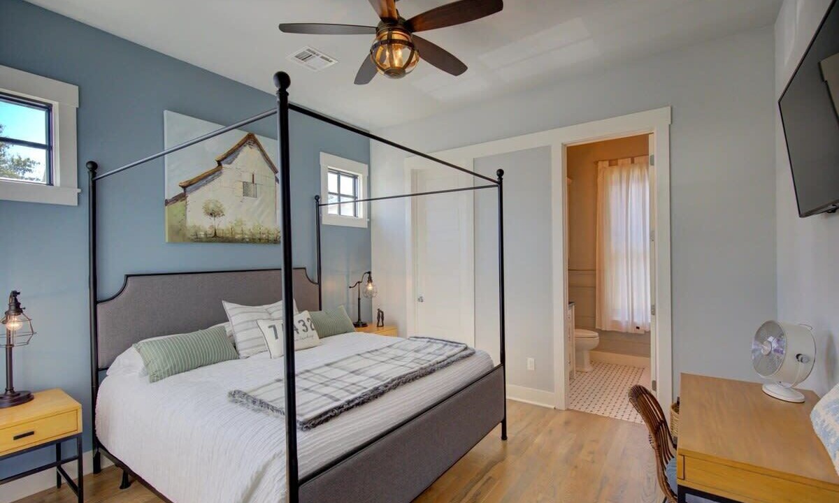 Photo of Bedroom in Eufaula