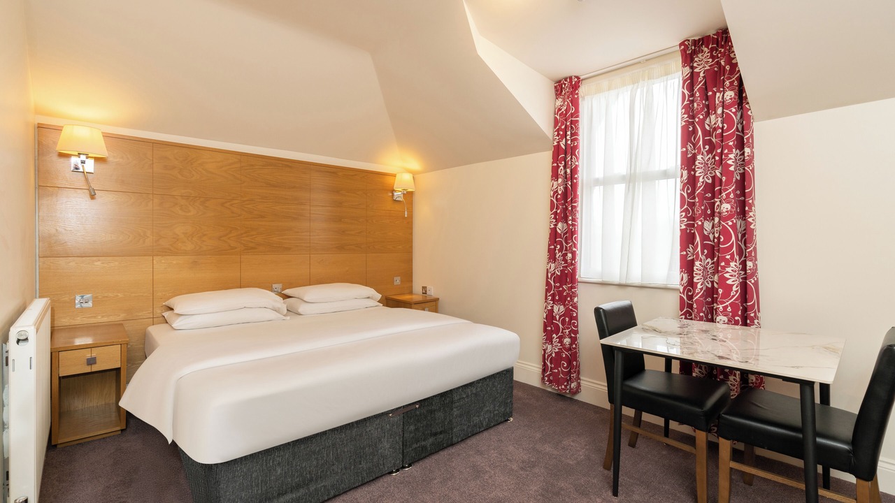 Photo of Bedroom in Richmond-upon-Thames