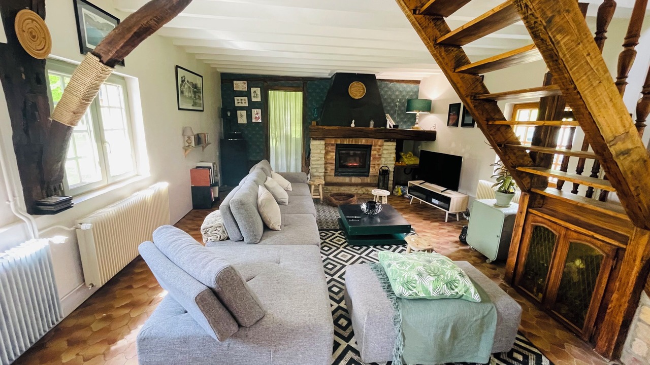 Photo of Livingroom in Bocquence