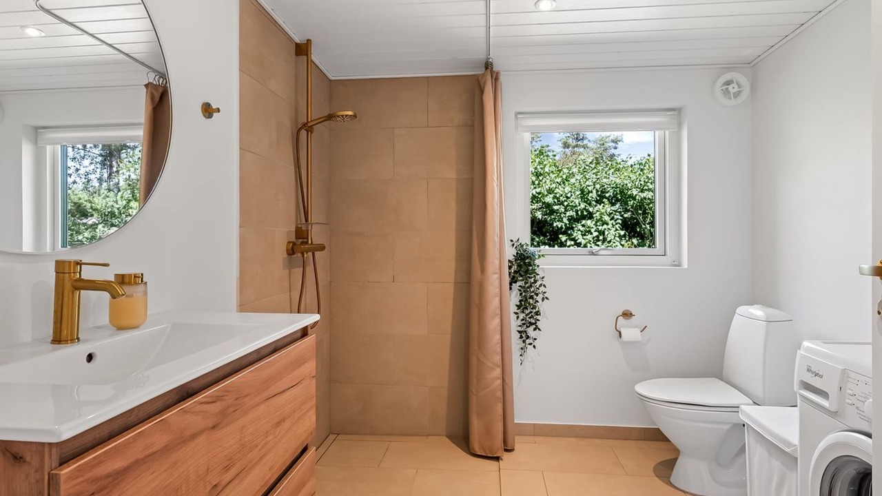 Photo of Bathroom in Øksenmølle