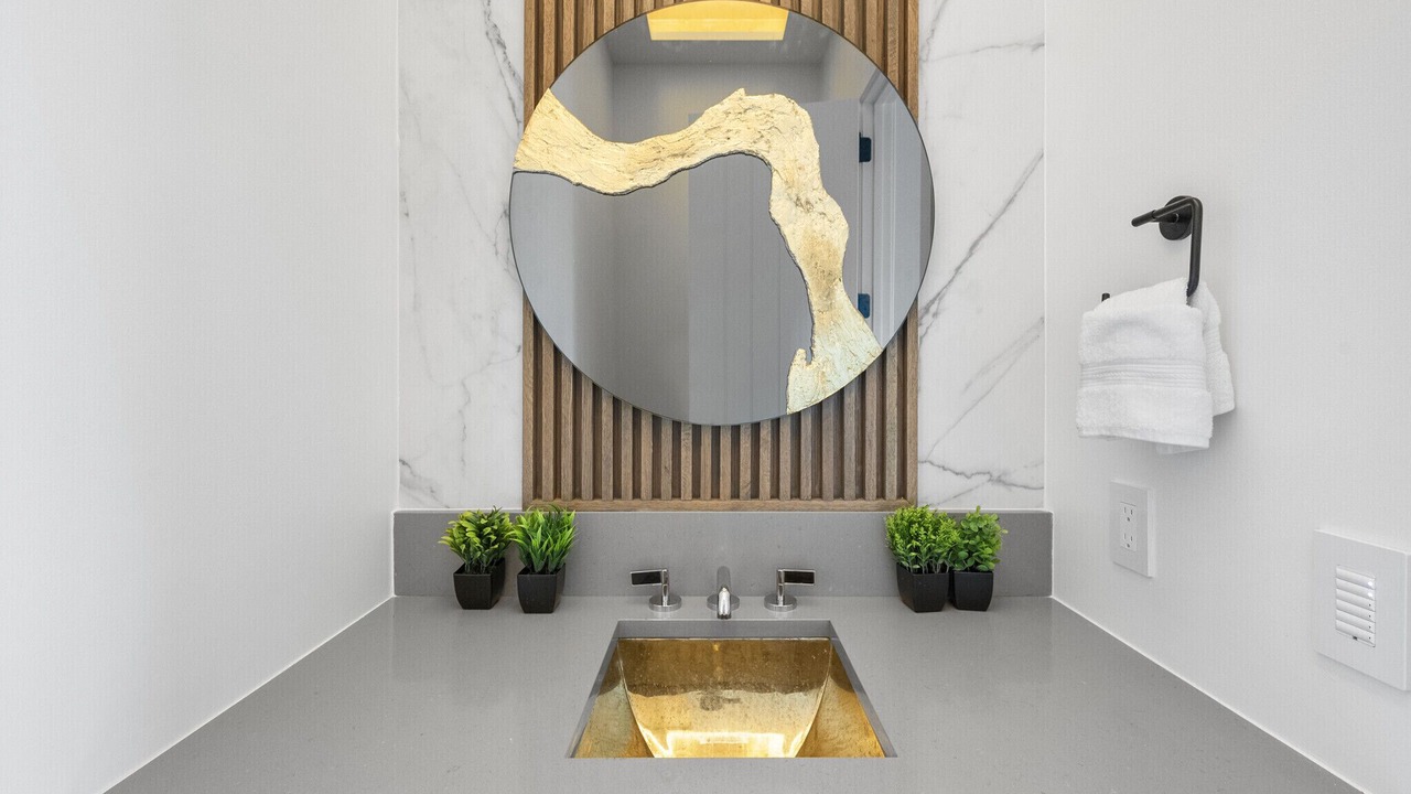 Photo of Bathroom in Streetman