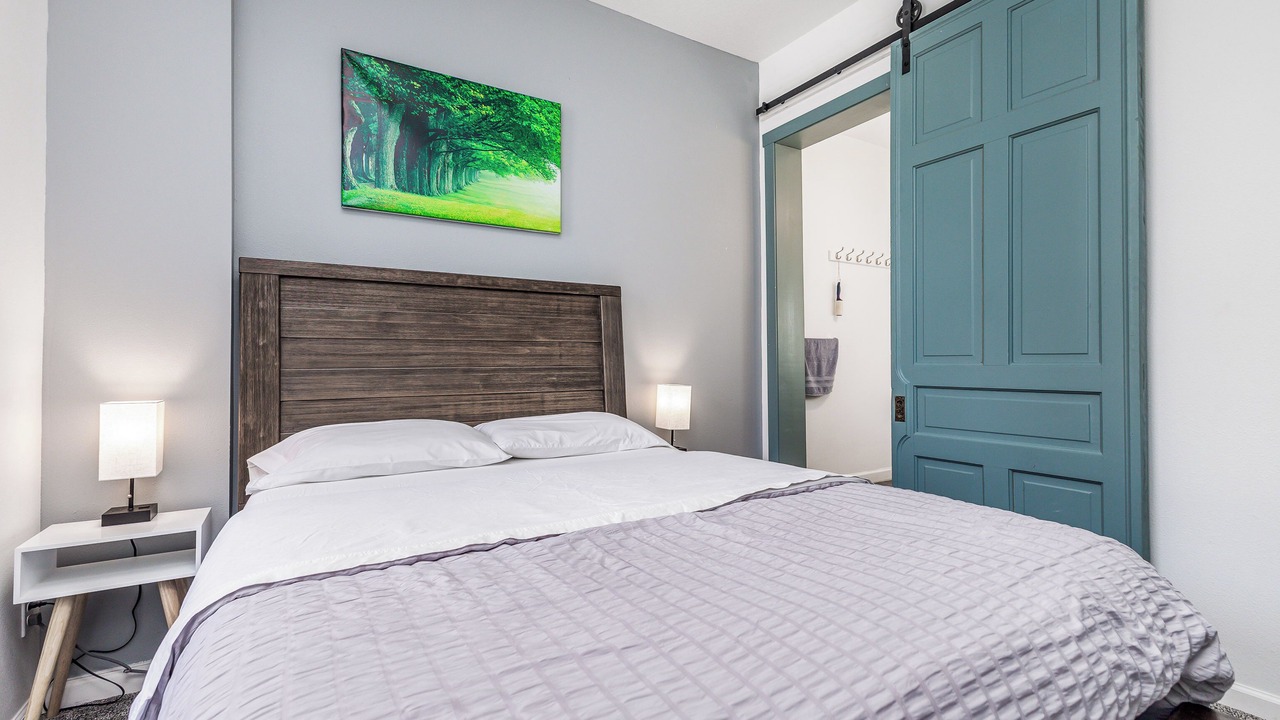 Photo of Bedroom in Dubuque