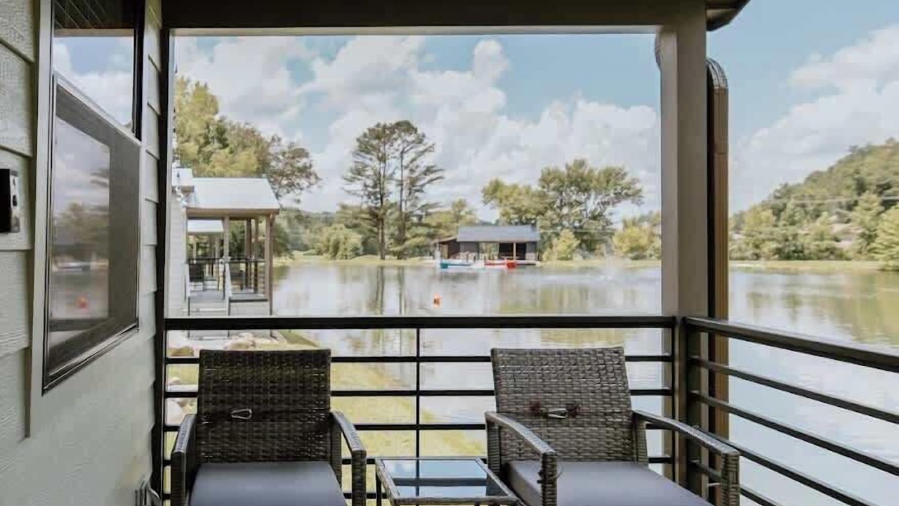 Photo of Patio Balcony in Pittman Center