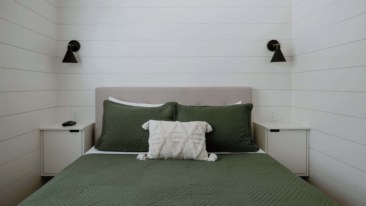 Photo of Bedroom in Pittman Center