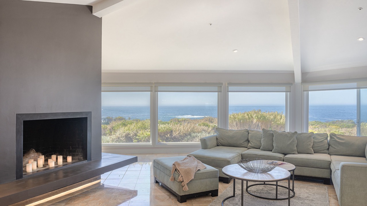 Photo of Livingroom in Carmel Riviera