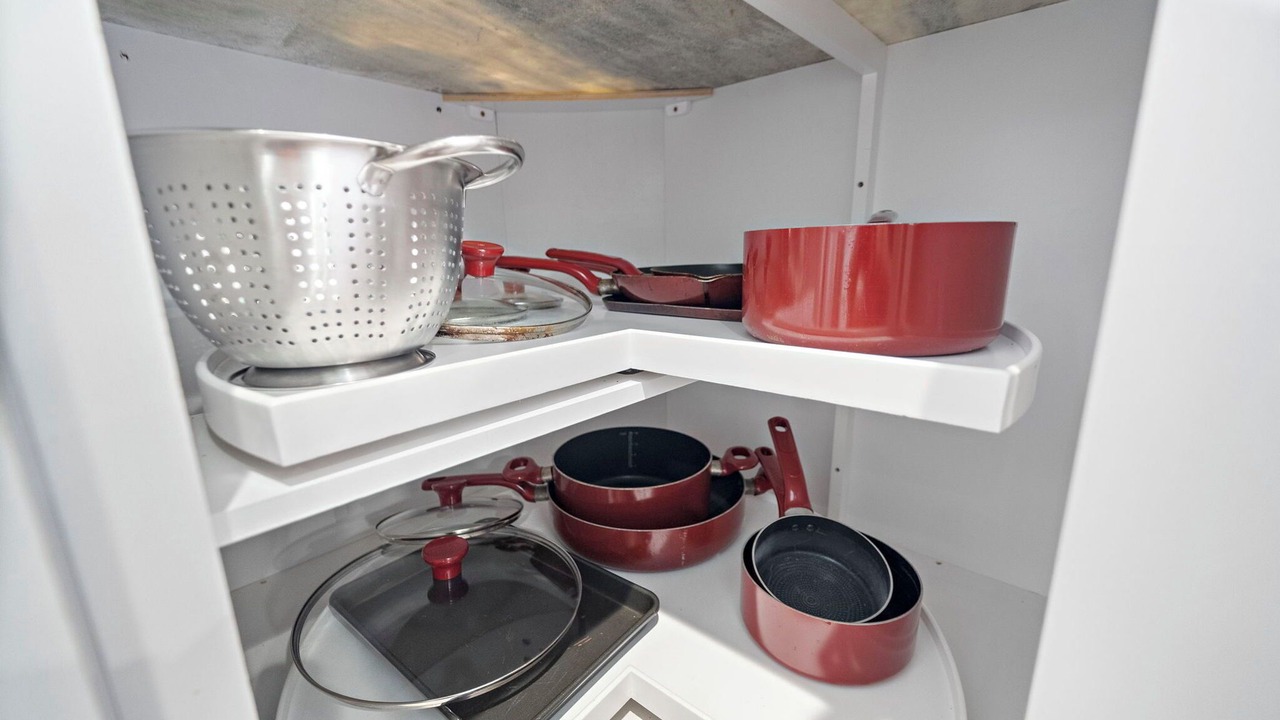 Photo of Kitchen in Willow Meadows/Willowbend Area