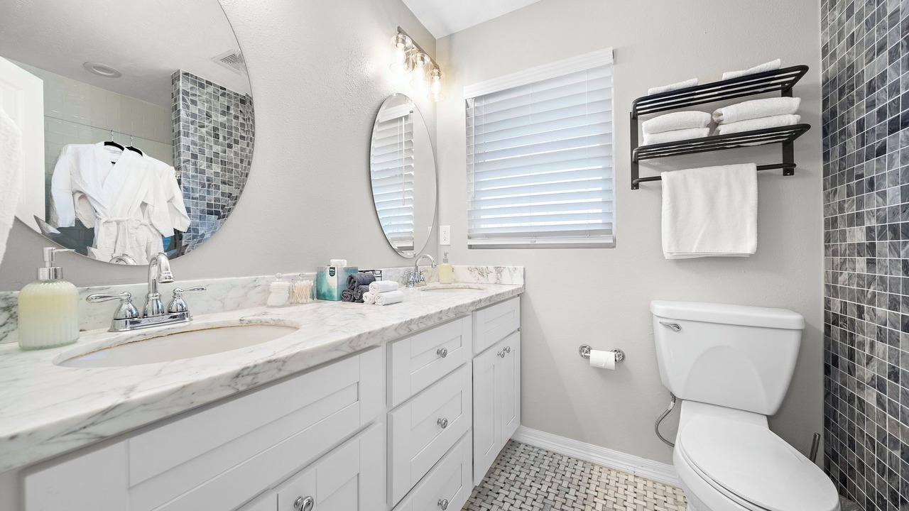 Photo of Bathroom in Willow Meadows/Willowbend Area