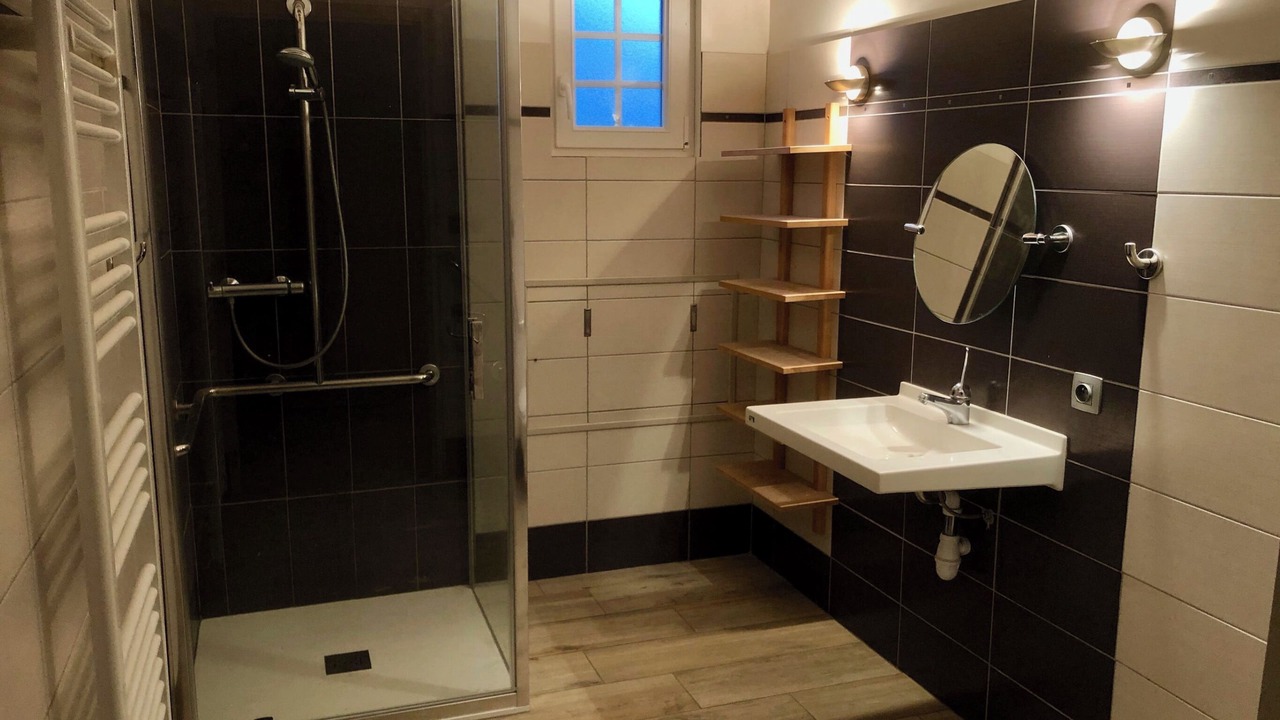 Photo of Bathroom in Campigny