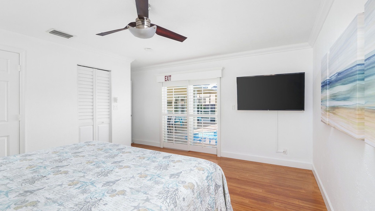 Photo of Bedroom in Dania Beach