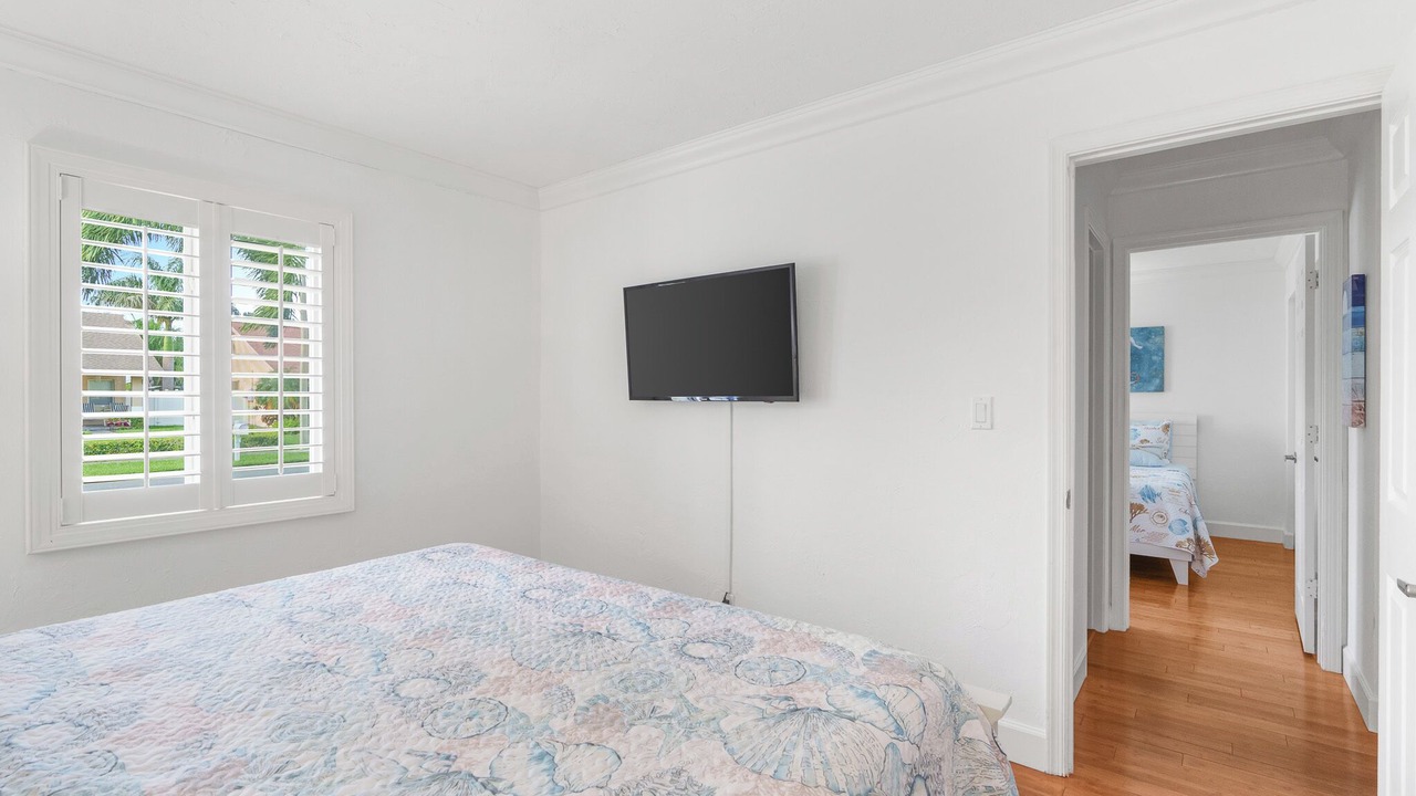 Photo of Bedroom in Dania Beach