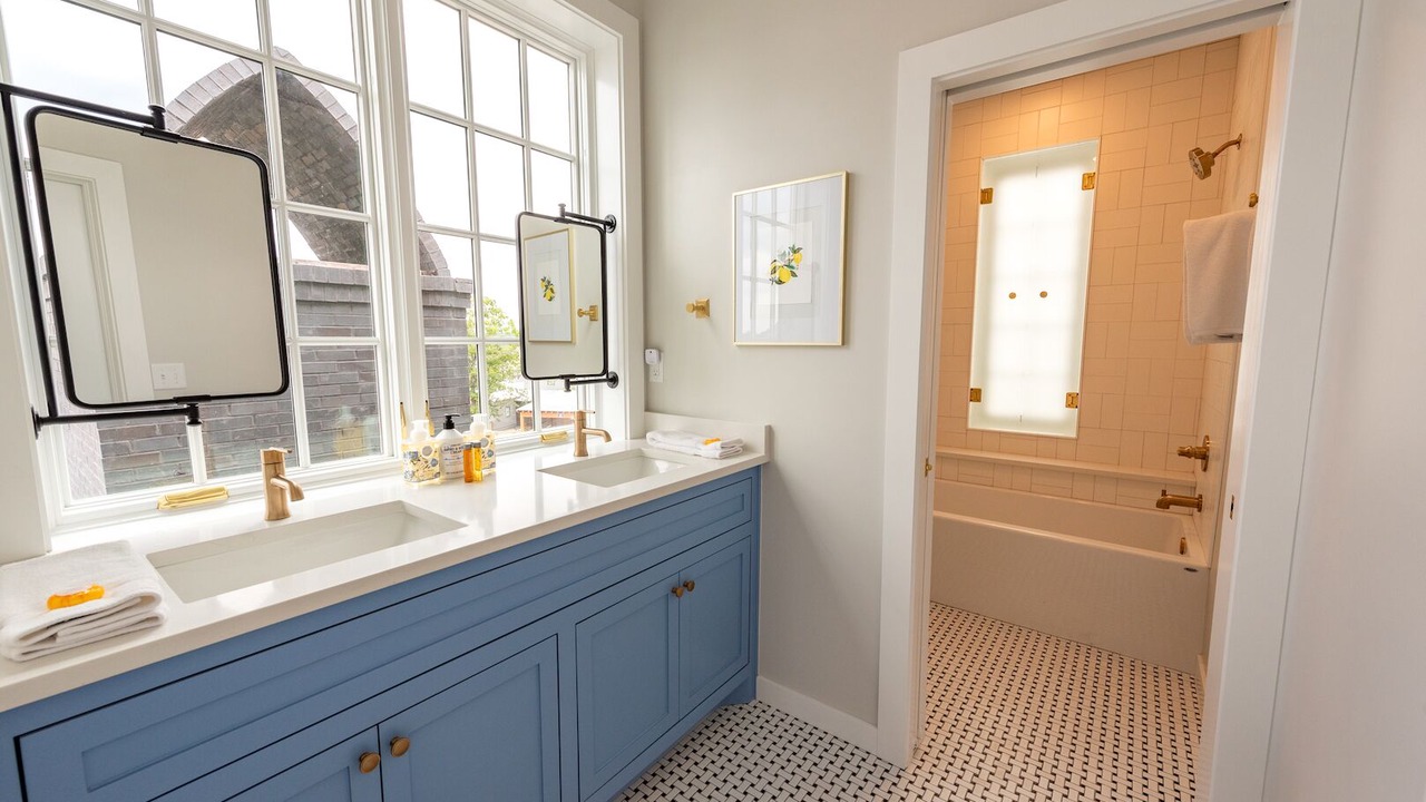 Photo of Bathroom in Eufaula