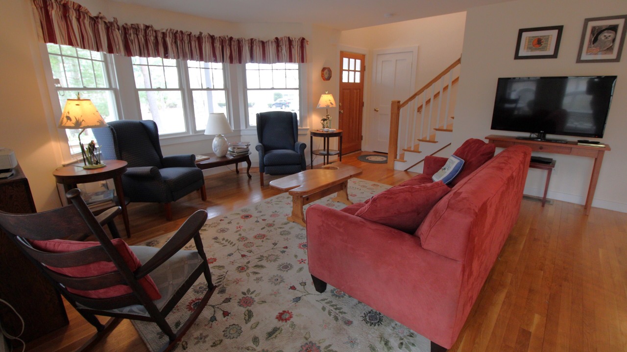 Photo of Livingroom in Cotuit