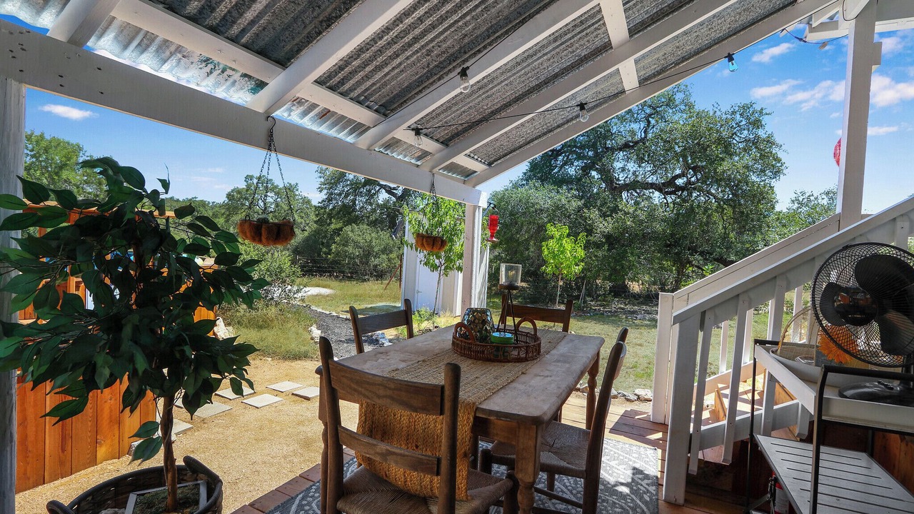 Photo of Outdoor in Spring Branch