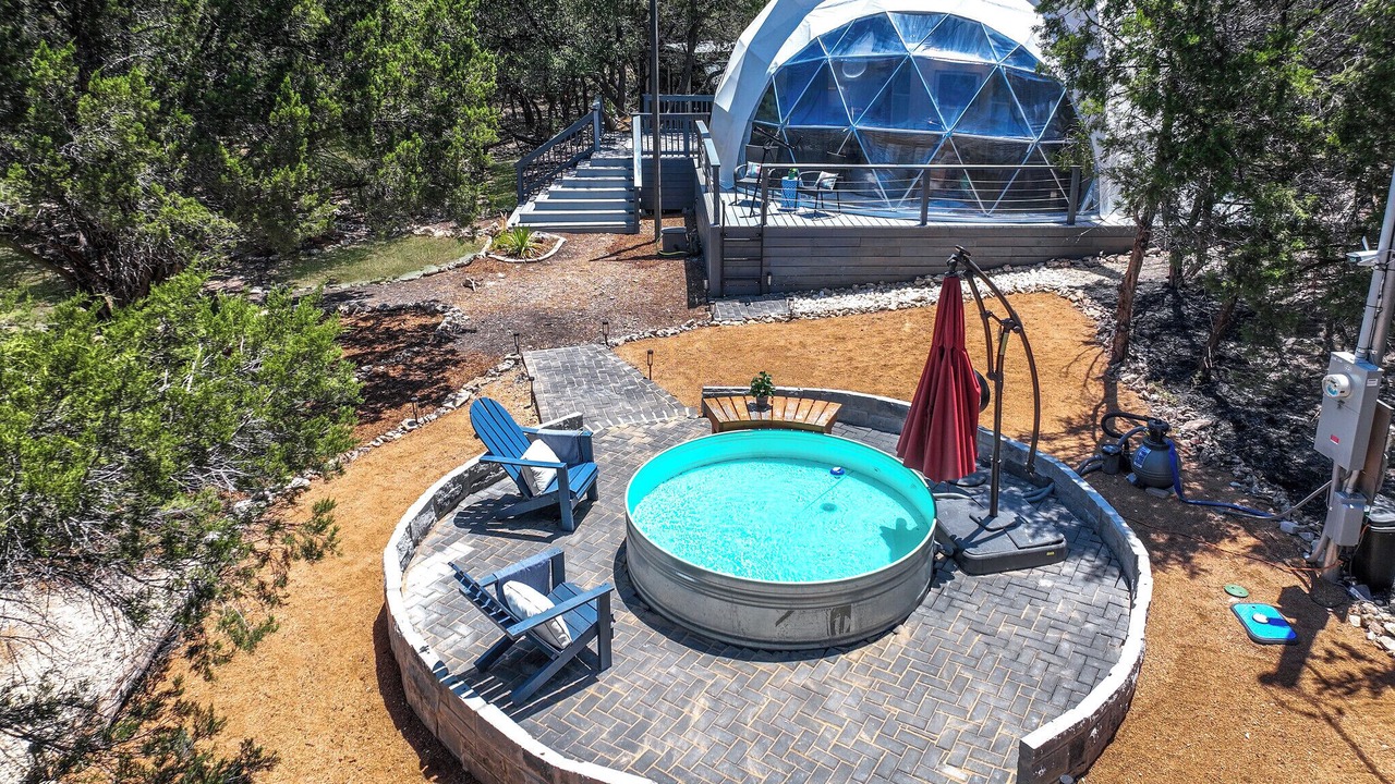 Photo of Outdoor in Spring Branch