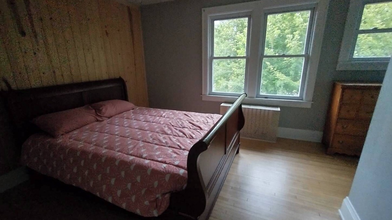 Photo of Bedroom in Oliver