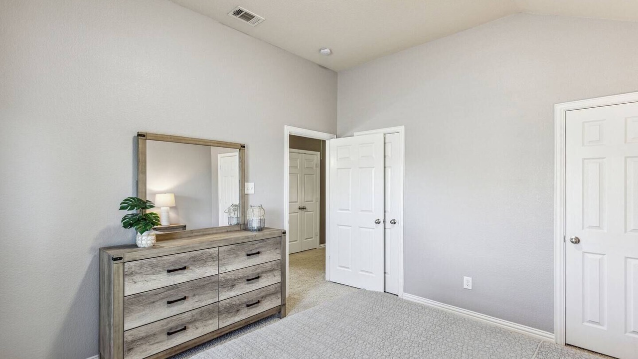 Photo of Bedroom in Roanoke