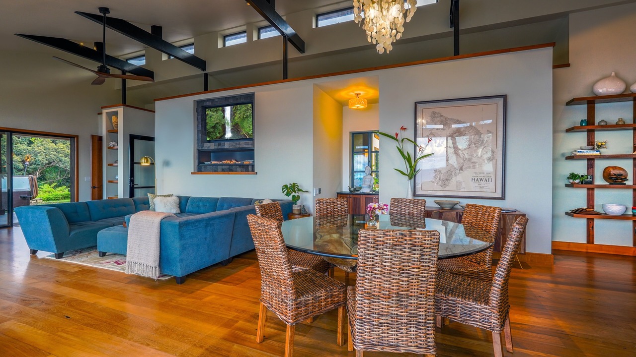 Photo of Others in Ninole