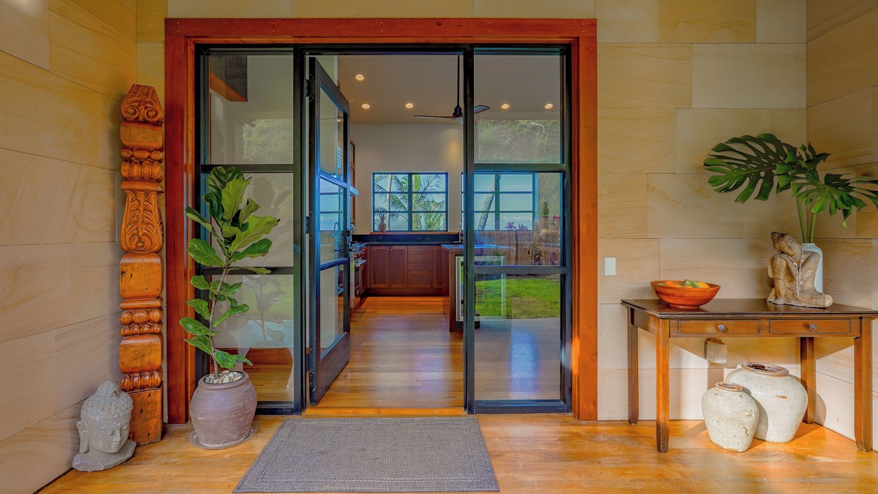 Photo of Others in Ninole