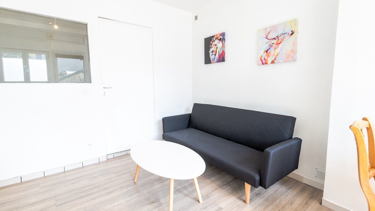 Photo of Livingroom in Tours City Centre