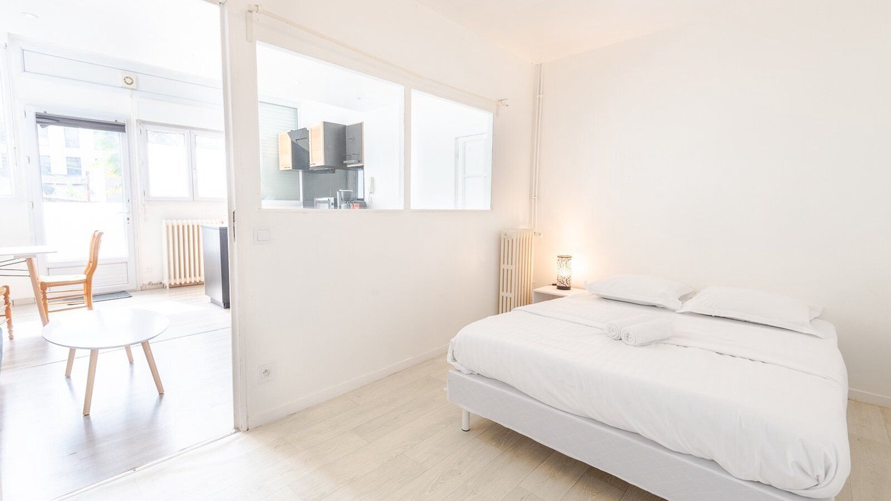 Photo of Bedroom in Tours City Centre