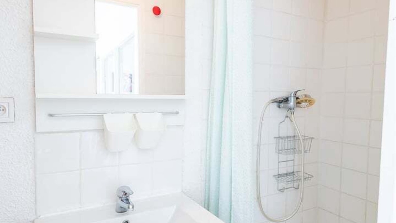 Photo of Bathroom in Tours City Centre