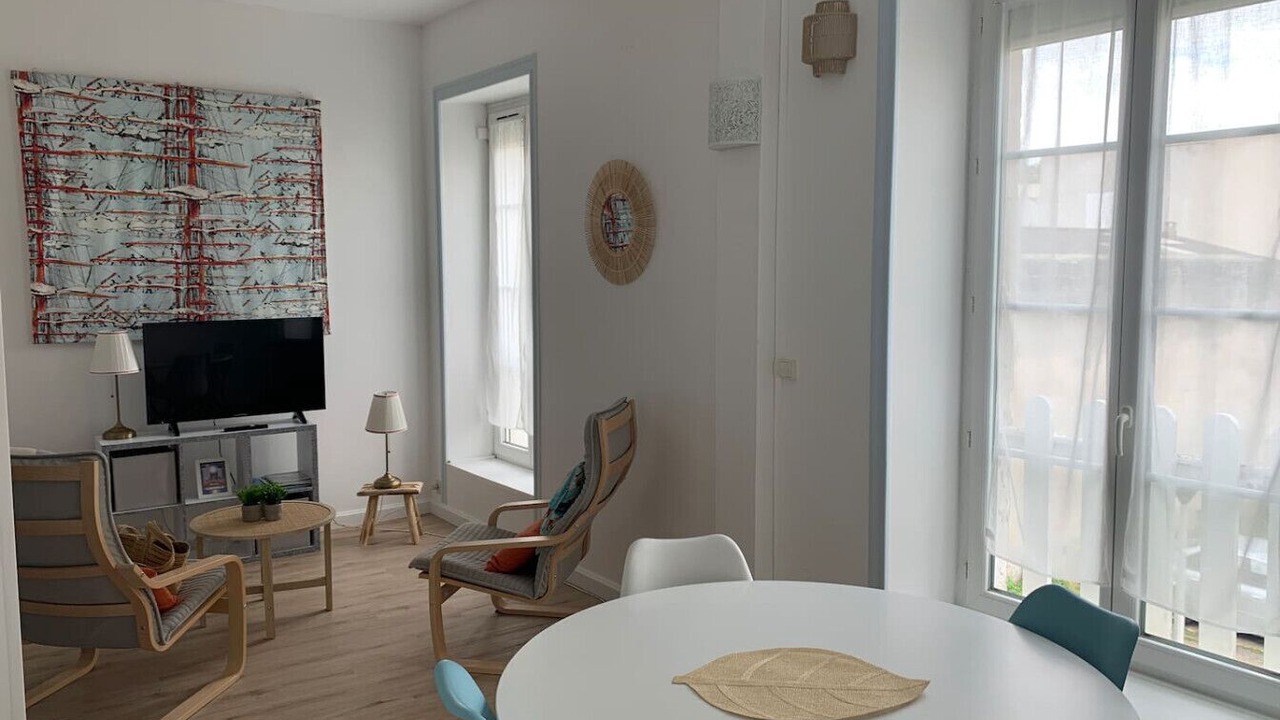 Photo of Others in Rochefort