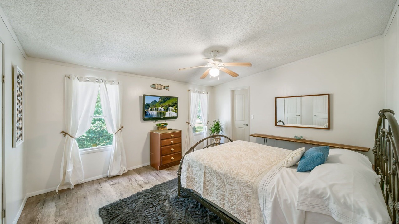 Photo of Bedroom in Tahlequah